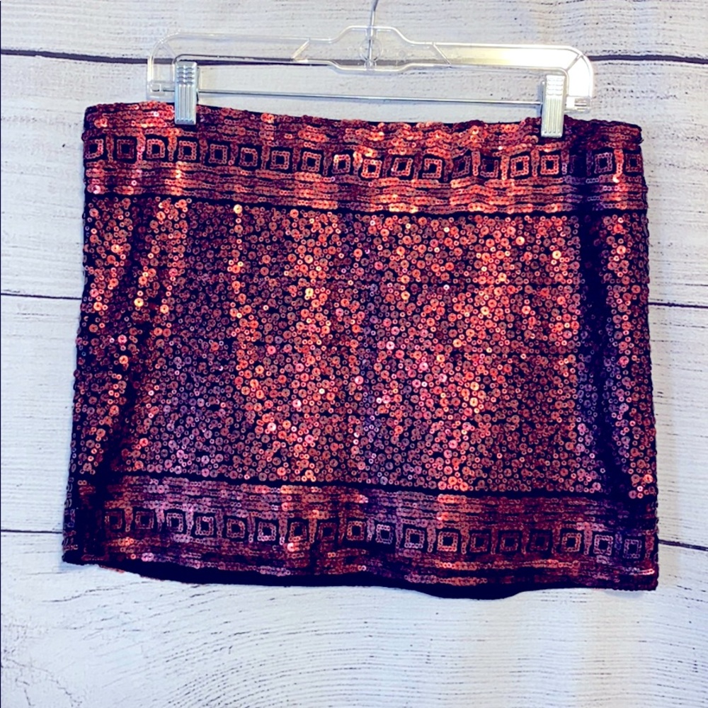 Verty Red/Black Sequin Mini Skirt